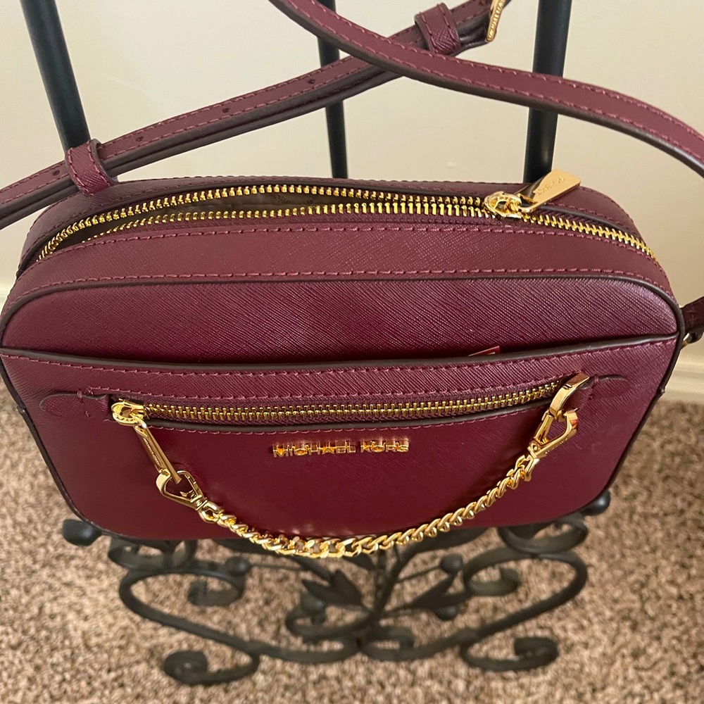 MICHAEL KORS Camera bag with gold chain